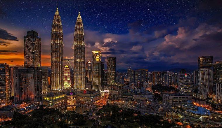 Kuala Lumpur  by Night - Maleisie