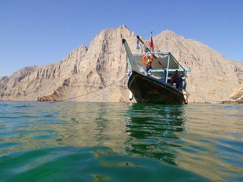 Dhow Cruise - Oman - Boot - Zee